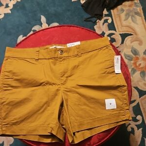 Old Navy Mustard Women's Bermudas